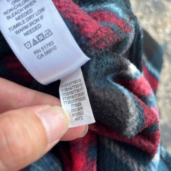 EUC Maurices plaid button-down jacket/shirt - Picture 13 of 16